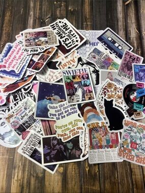 5for$10 Vibrant Singer Taylor Swift 45 Pack of Girlie Stickers Stickers
